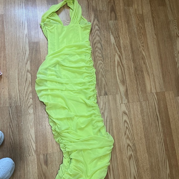 House of CB Valentina Asymmetric Cutout One-Shoulder Midi Dress Size Small - Picture 9 of 11